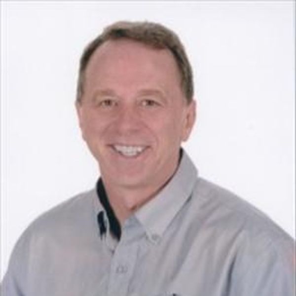 Rob Stang, Associate